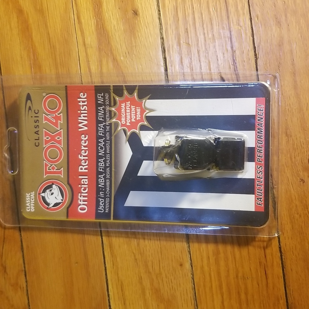 FOX 40 CLASSIC SPORTS WHISTLE OFFICIAL FOR REFEREES AND COACHES black